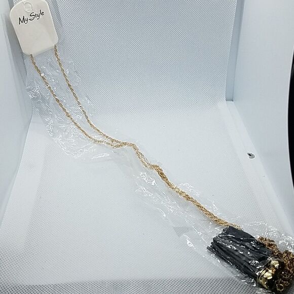 NWT My Style Black & Gray Tassel Necklace - Picture 1 of 2
